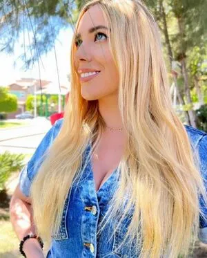 Kristen Medina OnlyFans Leaked Free Thumbnail Picture - #VsUFLRxKcp