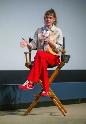 Kristen Stewart OnlyFans Leaked Free Thumbnail Picture - #1uFFhhCHoi