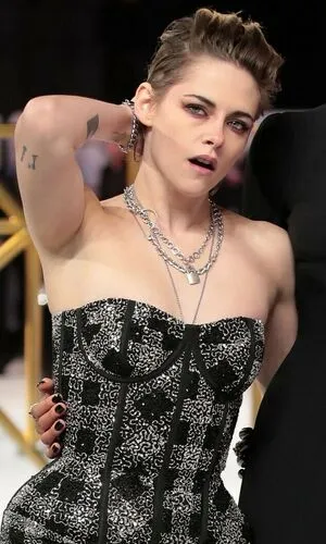 Kristen Stewart OnlyFans Leaked Free Thumbnail Picture - #3K7nPMJwbz