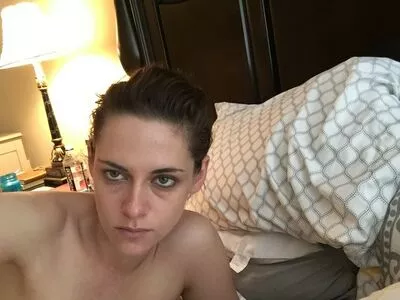 Kristen Stewart OnlyFans Leaked Free Thumbnail Picture - #3U79KIunHY