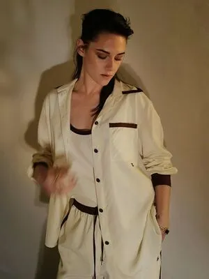 Kristen Stewart OnlyFans Leaked Free Thumbnail Picture - #49tQ8JmdTV