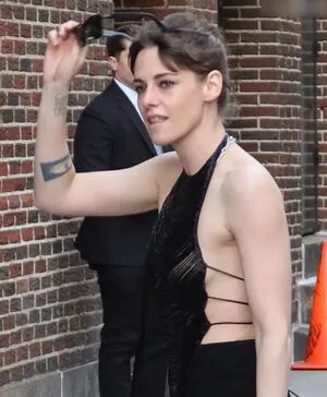 Kristen Stewart OnlyFans Leaked Free Thumbnail Picture - #4VTcc9l6U8