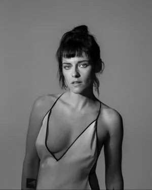 Kristen Stewart OnlyFans Leaked Free Thumbnail Picture - #9j6p2mgzjq