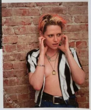Kristen Stewart OnlyFans Leaked Free Thumbnail Picture - #C6Sru6ImG9
