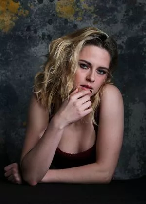 Kristen Stewart OnlyFans Leaked Free Thumbnail Picture - #Di4PMzmYm8