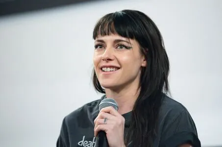 Kristen Stewart OnlyFans Leaked Free Thumbnail Picture - #HlUnZqLi6s