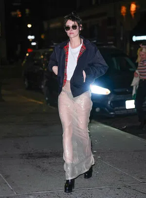 Kristen Stewart OnlyFans Leaked Free Thumbnail Picture - #ORiFMgzx05