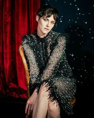 Kristen Stewart OnlyFans Leaked Free Thumbnail Picture - #Q0YkwRRGzT