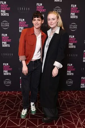 Kristen Stewart OnlyFans Leaked Free Thumbnail Picture - #SNcFSVtQpy