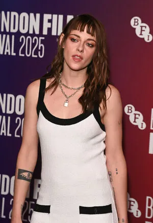 Kristen Stewart OnlyFans Leaked Free Thumbnail Picture - #SehI5s2sPP