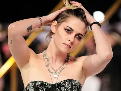 Kristen Stewart OnlyFans Leaked Free Thumbnail Picture - #TeJ4ROZE5c