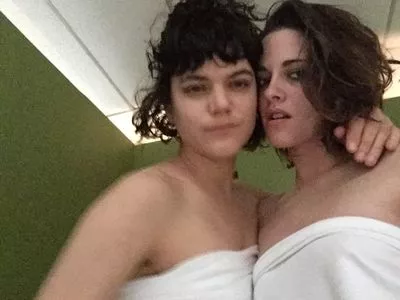 Kristen Stewart OnlyFans Leaked Free Thumbnail Picture - #b6cWjjF1di