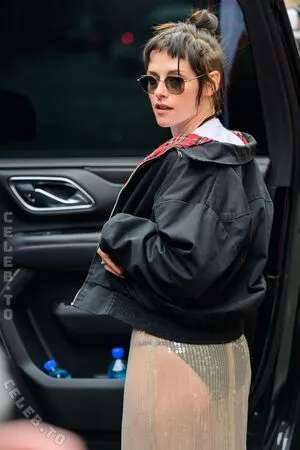 Kristen Stewart OnlyFans Leaked Free Thumbnail Picture - #gLHu4X8MhJ
