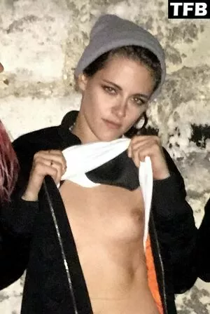 Kristen Stewart OnlyFans Leaked Free Thumbnail Picture - #gy0IcyEn7t