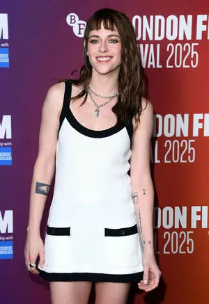 Kristen Stewart OnlyFans Leaked Free Thumbnail Picture - #hWU3GrhUim