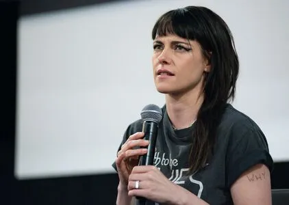 Kristen Stewart OnlyFans Leaked Free Thumbnail Picture - #hdZJDDufOd