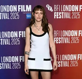 Kristen Stewart OnlyFans Leaked Free Thumbnail Picture - #lTWUsuJfX4