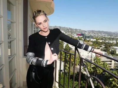 Kristen Stewart OnlyFans Leaked Free Thumbnail Picture - #lbfxUzC0dp