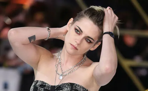 Kristen Stewart OnlyFans Leaked Free Thumbnail Picture - #m48HdcPr50