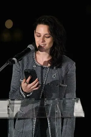 Kristen Stewart OnlyFans Leaked Free Thumbnail Picture - #sIA9aRYBHx