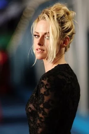 Kristen Stewart OnlyFans Leaked Free Thumbnail Picture - #tq81EjwgAq
