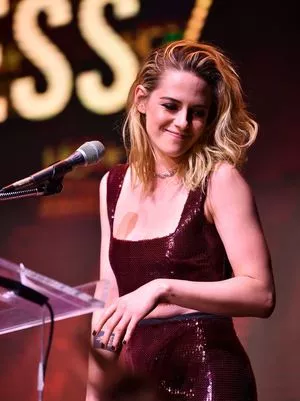 Kristen Stewart OnlyFans Leaked Free Thumbnail Picture - #vhFexUJAs8