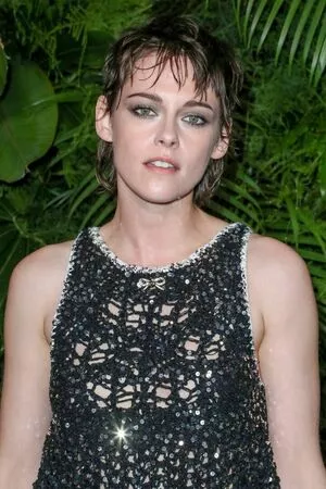 Kristen Stewart OnlyFans Leaked Free Thumbnail Picture - #wTluFp2Iqv