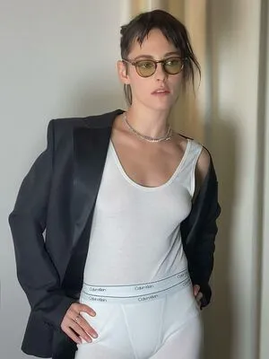 Kristen Stewart OnlyFans Leaked Free Thumbnail Picture - #wnNdAjdN95