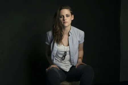 Kristen Stewart OnlyFans Leaked Free Thumbnail Picture - #x44DjI02wl