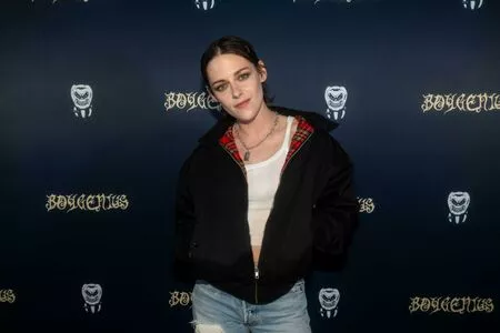 Kristen Stewart OnlyFans Leaked Free Thumbnail Picture - #xRSiyVWfsB