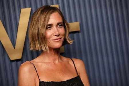Kristen Wiig OnlyFans Leaked Free Thumbnail Picture - #ahVSpLdB4M