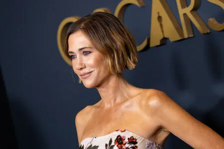 Kristen Wiig OnlyFans Leaked Free Thumbnail Picture - #b7FBE2eYtO
