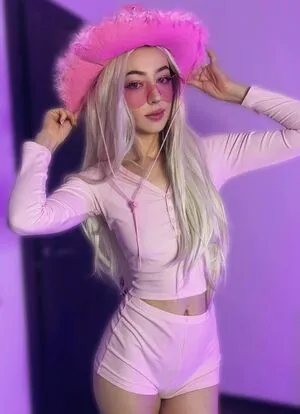 Kristicks OnlyFans Leaked Free Thumbnail Picture - #5BF2ChFR3F