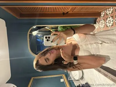 Kristy Fit OnlyFans Leaked Free Thumbnail Picture - #kEomDewAeO