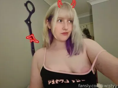 Kristyleigh OnlyFans Leaked Free Thumbnail Picture - #wpCenaWNWB