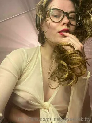 Kristysweetiekitty OnlyFans Leaked Free Thumbnail Picture - #bqaK0PeipO