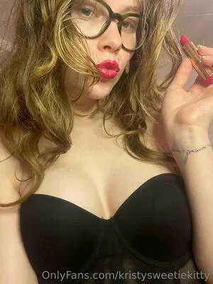 Kristysweetiekitty OnlyFans Leaked Free Thumbnail Picture - #o3NK0BuDeZ