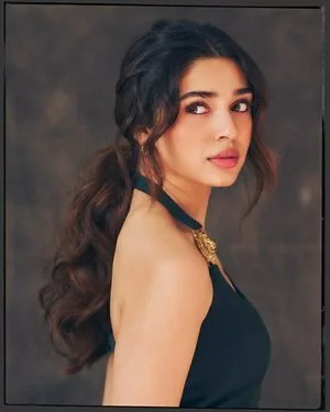 Krithi Shetty OnlyFans Leaked Free Thumbnail Picture - #Dpzq4HhbVL
