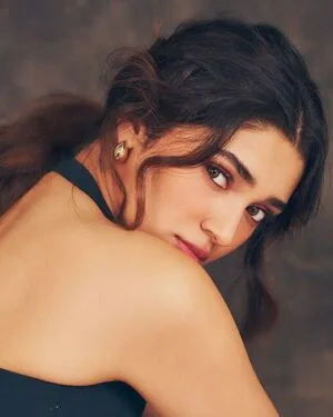Krithi Shetty OnlyFans Leaked Free Thumbnail Picture - #aaWFl1PRtl