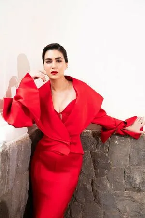 Kriti Sanon OnlyFans Leaked Free Thumbnail Picture - #15F4N0J4Qn