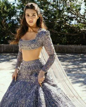 Kriti Sanon OnlyFans Leaked Free Thumbnail Picture - #ORbDYuzxea