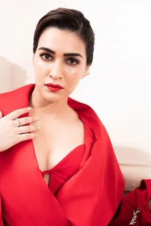 Kriti Sanon OnlyFans Leaked Free Thumbnail Picture - #ezo3YI8O8l