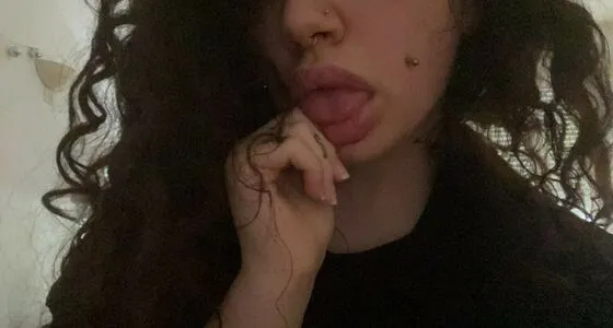 Krolkmi OnlyFans Leaked Free Thumbnail Picture - #OBlNUcoOtK