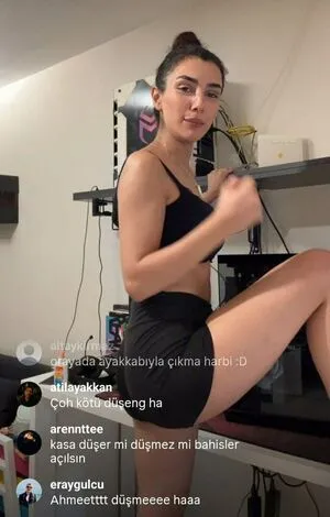 Kubra Miranda Camlibel OnlyFans Leaked Free Thumbnail Picture - #kusKszG3gf