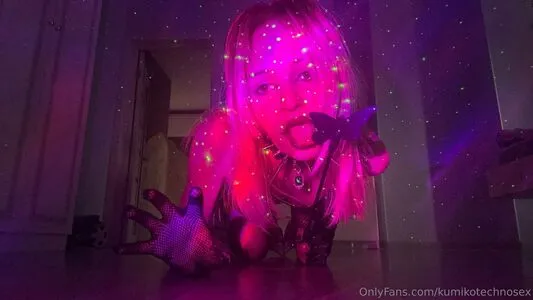 Kumikotechnosex OnlyFans Leaked Free Thumbnail Picture - #4ILd8V8xs2