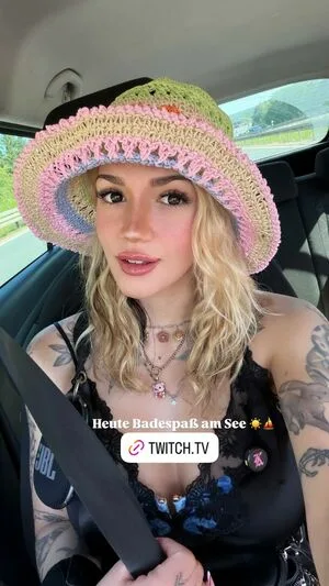 Kunshikitty OnlyFans Leaked Free Thumbnail Picture - #YiErcsnnAX