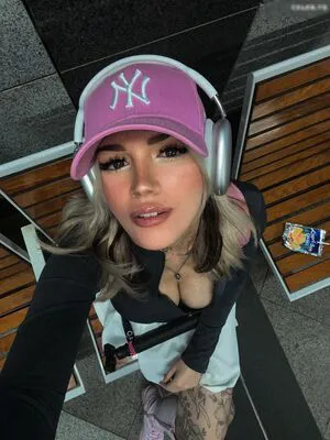 Kunshikitty OnlyFans Leaked Free Thumbnail Picture - #5H4IfsO6i2