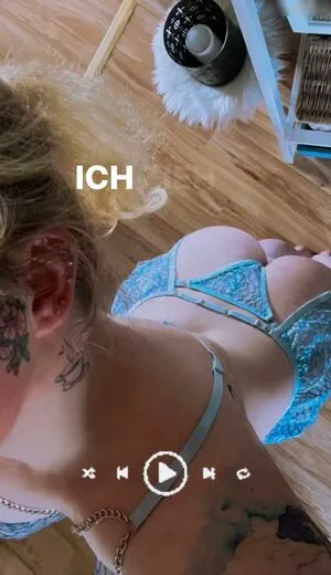 Kunterbunteskuestenkind OnlyFans Leaked Free Thumbnail Picture - #yCROOfKnOx