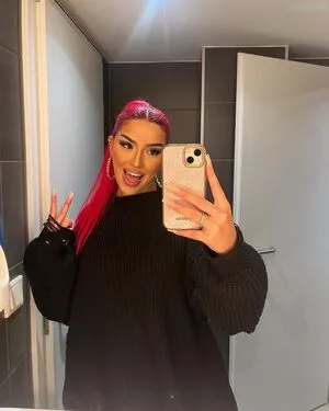 Kurdischeperle46 OnlyFans Leaked Free Thumbnail Picture - #xDfEKmO0QB