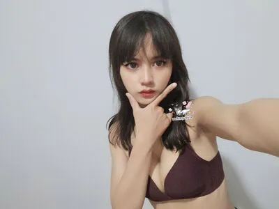 Kuro Emma OnlyFans Leaked Free Thumbnail Picture - #4fxHmXp2y1